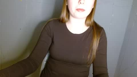 Snapshot of funemma000 chatting on February 6, 2026, 8:18 am Emma online show from February 6, 2026, 8:18 am