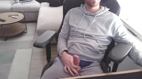 Snapshot of funkybits chatting on March 3, 2025, 11:22 am funkybits online show from March 3, 2025, 11:22 am