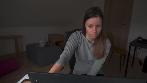 funservice online show from November 25, 2025, 8:14 am