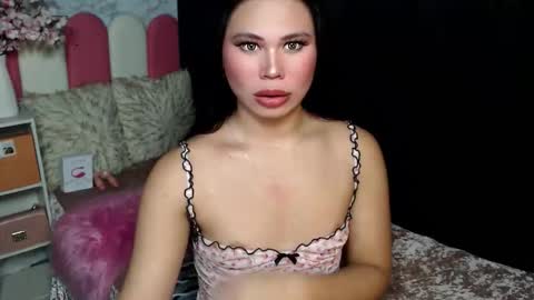 fuschiafucker online show from November 18, 2025, 9:19 pm