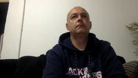 futbolin95 online show from April 8, 2026, 11:27 pm