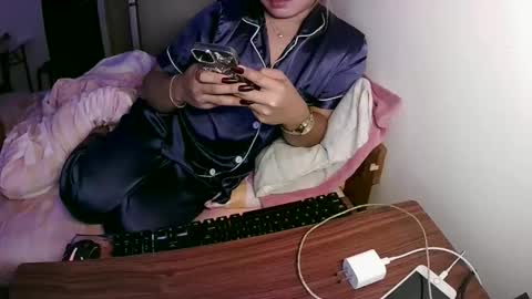 future_bride online show from December 16, 2025, 7:35 am