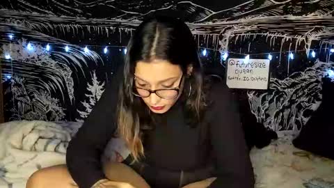 futuresizequeen online show from November 29, 2025, 3:09 am