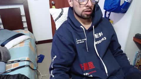 andrew online show from October 10, 2025, 4:17 pm