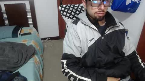 andrew online show from October 26, 2025, 3:12 am