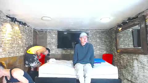 FYOTTY online show from September 21, 2025, 11:45 am