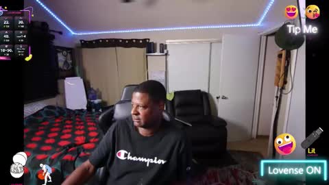 seldom seen online show from November 17, 2025, 1:33 am