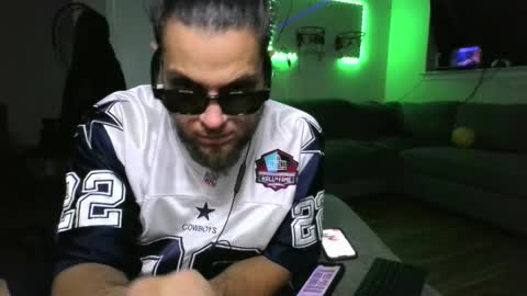 Jax online show from November 24, 2025, 5:07 am