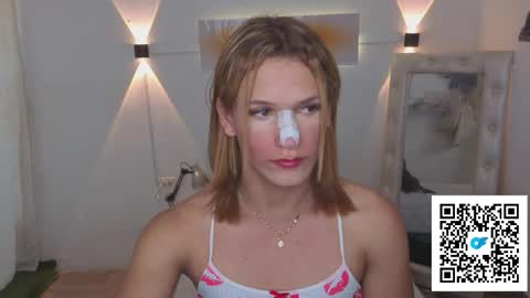 Snapshot of g_obedient_boy chatting on February 23, 2026, 6:38 pm g_obedient_boy online show from February 23, 2026, 6:38 pm