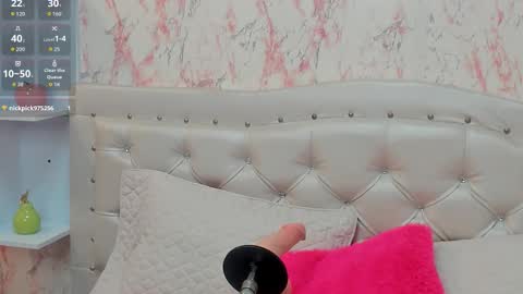 gabbieskinny online show from November 15, 2025, 3:52 pm