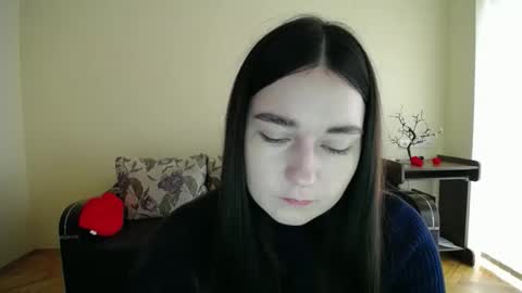 Jaklin online show from November 28, 2025, 9:34 am