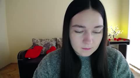 Jaklin online show from February 16, 2026, 9:27 am