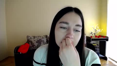 Jaklin online show from March 16, 2026, 9:02 am