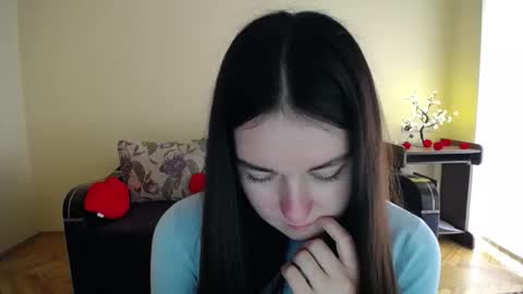 Jaklin online show from April 22, 2026, 8:17 am