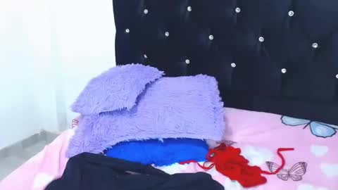 Snapshot of gabi_jhons_23 chatting on November 11, 2025, 9:20 am gabi_jhons_23 online show from November 11, 2025, 9:20 am