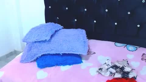 Snapshot of gabi_jhons_23 chatting on November 12, 2025, 9:53 am gabi_jhons_23 online show from November 12, 2025, 9:53 am