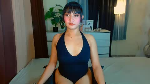 Snapshot of gabriela_deluxe chatting on April 22, 2026, 5:21 am gabriela_deluxe online show from April 22, 2026, 5:21 am