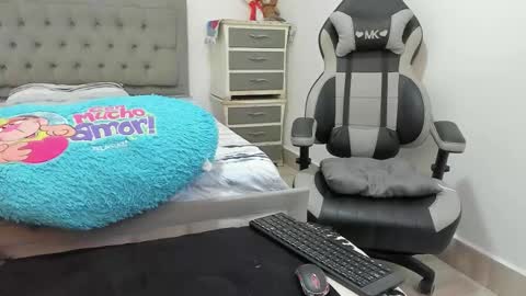 Gabriela online show from November 11, 2025, 9:42 am