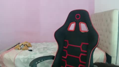 G A B R I E L A I S B A C K.  online show from February 12, 2025, 12:05 am