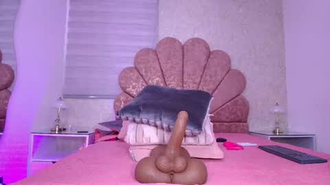 gabriela online show from April 17, 2026, 8:34 pm