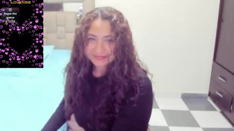gabriela ponce online show from May 2, 2026, 3:11 am
