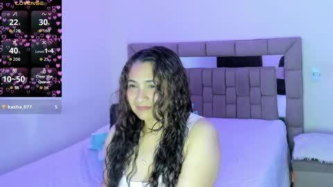 gabriela ponce online show from May 18, 2026, 4:07 am