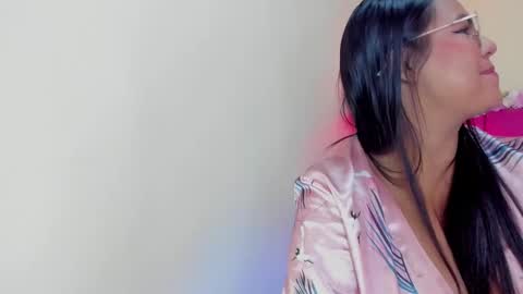 Snapshot of gabrielaa_01 chatting on December 18, 2024, 1:34 pm Gaby Im on vacation see you on November 25 online show from December 18, 2024, 1:34 pm