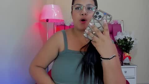 Snapshot of gabrielaa_01 chatting on January 30, 2025, 3:19 pm Gaby Im on vacation see you on November 25 online show from January 30, 2025, 3:19 pm
