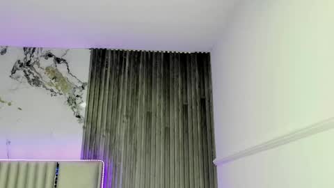 Gabriela Kassi online show from September 19, 2025, 11:00 am