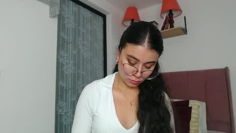 GabrielaRossa online show from January 18, 2025, 2:02 pm