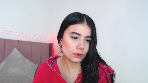 GabrielaRossa online show from April 14, 2026, 8:15 pm