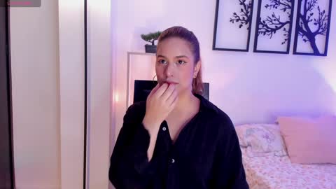 Gabriella online show from January 21, 2025, 9:57 pm