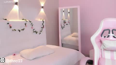 Snapshot of gabriellahoney18 chatting on February 8, 2025, 7:27 pm Gabriella online show from February 8, 2025, 7:27 pm