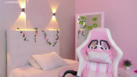 Snapshot of gabriellahoney18 chatting on February 12, 2025, 9:11 pm Gabriella online show from February 12, 2025, 9:11 pm