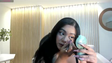 Snapshot of gabriellalee_ chatting on April 15, 2026, 3:35 am Gabriella Lee online show from April 15, 2026, 3:35 am