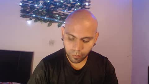 Snapshot of gabrielle_ramirez chatting on October 5, 2025, 10:29 pm Gabriel online show from October 5, 2025, 10:29 pm