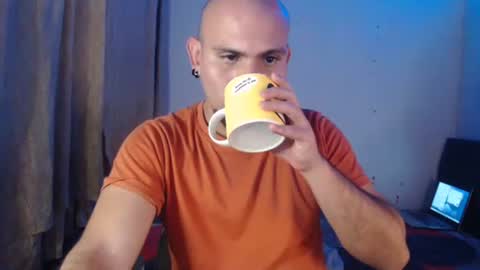 Snapshot of gabrielle_ramirez chatting on December 2, 2025, 10:49 pm Gabriel online show from December 2, 2025, 10:49 pm