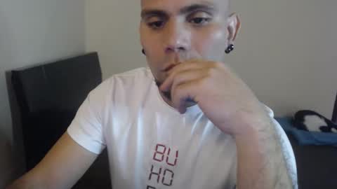 Snapshot of gabrielle_ramirez chatting on February 21, 2026, 8:32 pm Gabriel online show from February 21, 2026, 8:32 pm