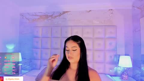 Snapshot of gaby_blaze chatting on December 5, 2024, 8:33 pm Gaby Blaze online show from December 5, 2024, 8:33 pm