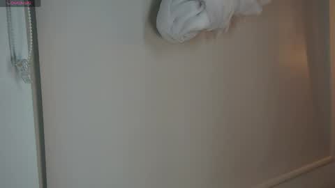 Snapshot of gaby_evansz chatting on April 22, 2026, 9:22 am Gaby evansz online show from April 22, 2026, 9:22 am