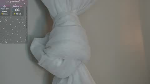 Snapshot of gaby_evansz chatting on May 8, 2026, 11:04 am Gaby evansz online show from May 8, 2026, 11:04 am
