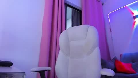 gaby online show from October 7, 2025, 1:41 pm