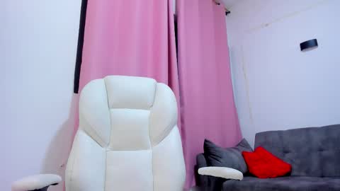 gaby online show from November 3, 2025, 1:45 pm