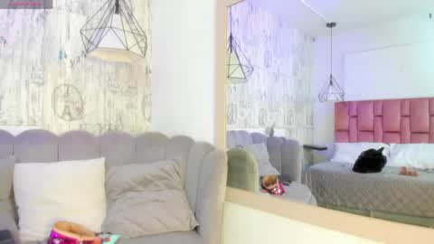 Gaby  online show from May 25, 2026, 11:49 am