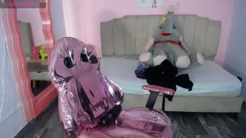 Snapshot of gaby_s1 chatting on February 12, 2025, 7:23 am Gaby online show from February 12, 2025, 7:23 am