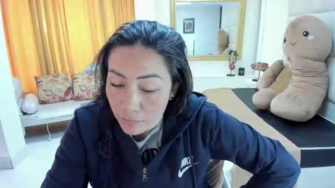 gabriela online show from September 17, 2025, 1:24 pm