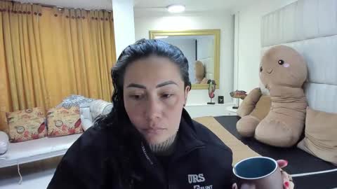 gabriela online show from September 18, 2025, 1:24 pm