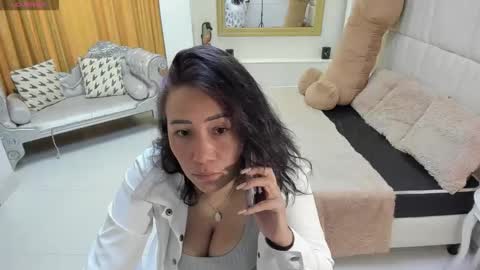 gabriela online show from April 9, 2026, 3:39 pm