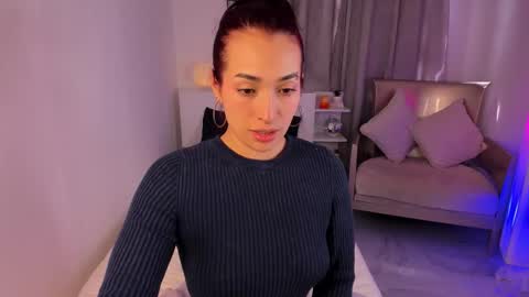 Gabriela online show from December 4, 2025, 5:21 pm