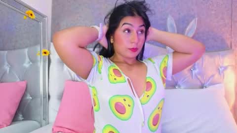 GABYTAYLOR online show from October 23, 2025, 3:50 am